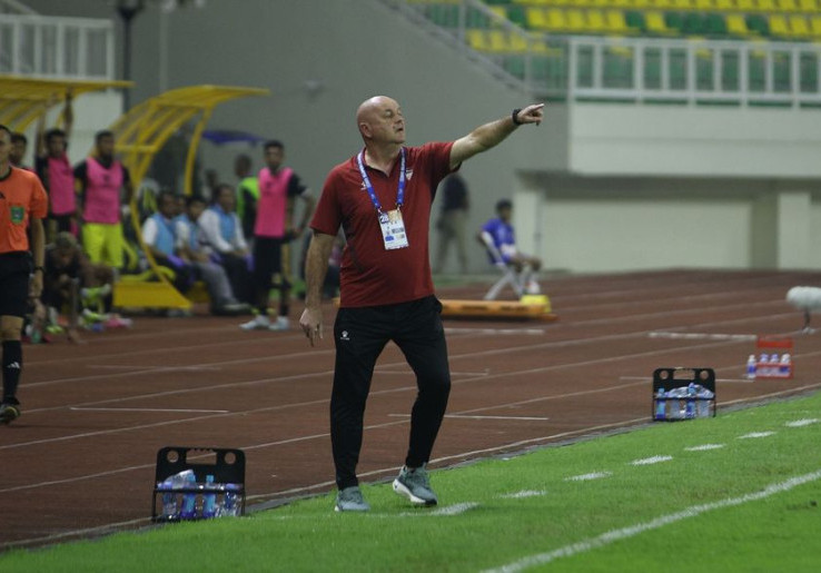 Bojan Hodak Kumpulkan 200 Poin bersama Persib, Samai Rekor Pelatih Legendaris Indra Thohir dengan Laga Lebih Sedikit
