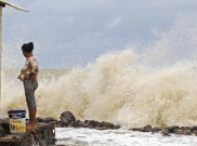 Warga Jakarta Diminta Waspada Banjir Rob