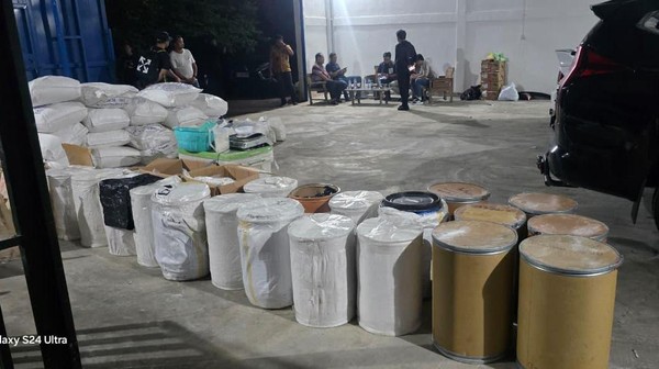 Polisi Bongkar Pabrik ‘Pil Jin’ di Semarang, Obat Berbahaya Picu Detak Jantung