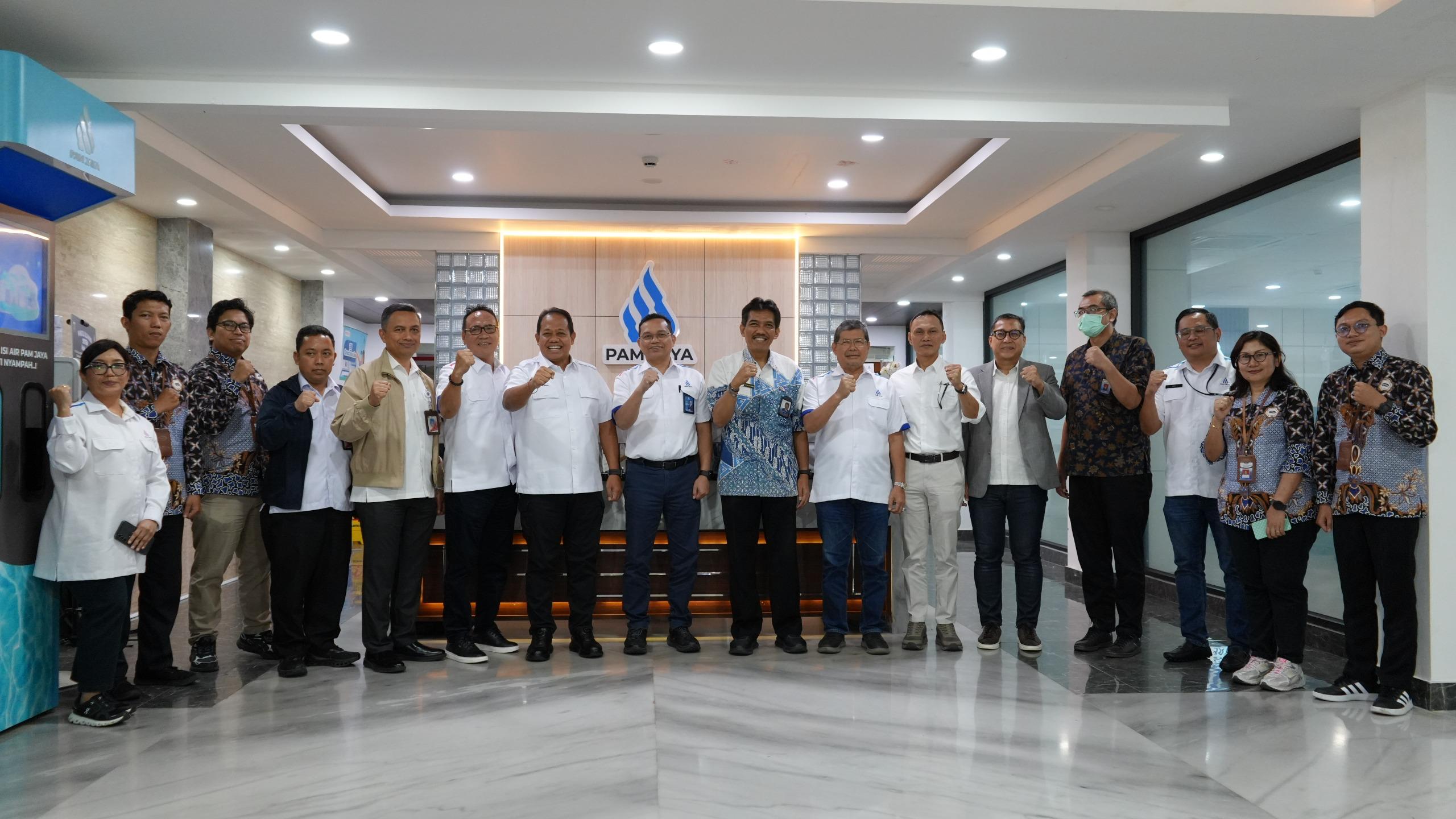Skor GCG PAM Jaya Naik, Target 100 Persen Layanan Air Dikejar  2029