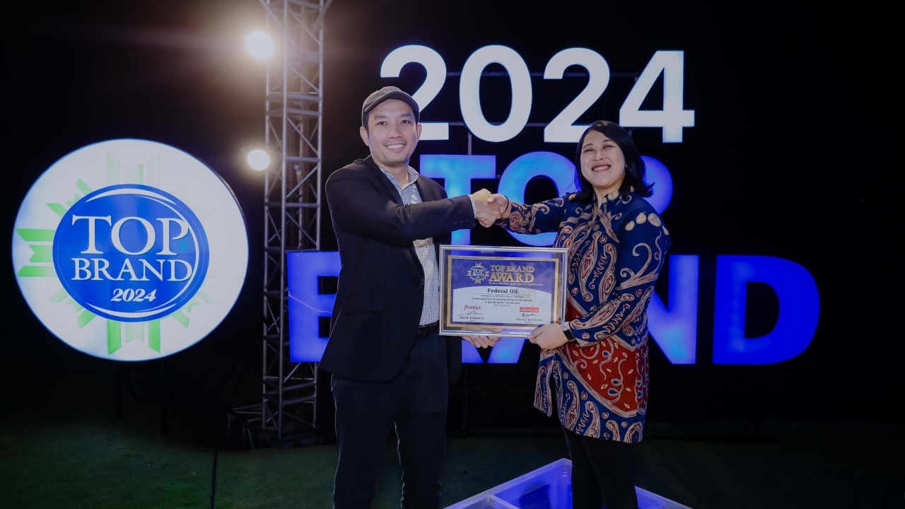 Konsisten selama 36 Tahun, Federal Oil Kembali Raih Penghargaan Top Brand Award di 2024
