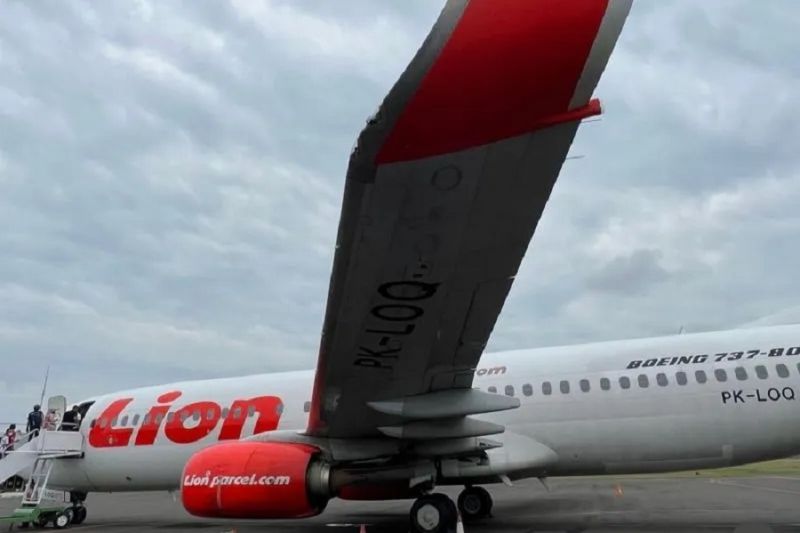 Lion Air Jakarta-Bengkulu Mendarat di Palembang Akibat Cuaca Buruk