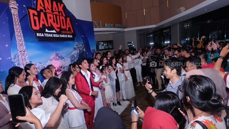 Keharuan Pecah seusai Gala Premier Film 'Anak Garuda'