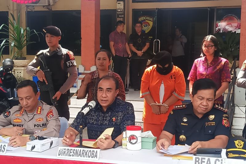 Selundupkan Kokain ke Bali Pakai Dildo di Kemaluan, Cewek Peru Dijanjikan Upah Rp 320 Juta