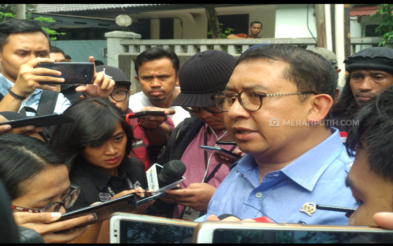 Fadli Zon: Oknum Aparat Provokasi Warga Sebelum Kerusuhan Pecah di Petamburan
