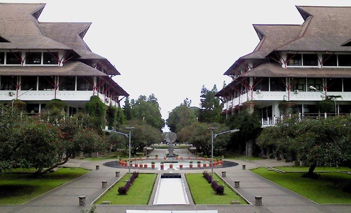 ITB Kampus Terbaik 2018 Versi Kemenristekdikti, UI Nomor 4