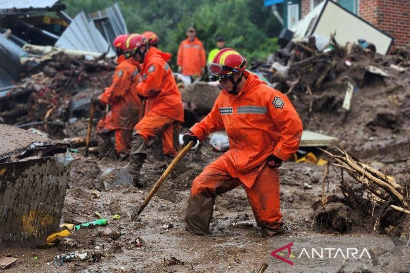 Puluhan Orang Tewas dan Ribuan Mengungsi Akibat Banjir di Korsel