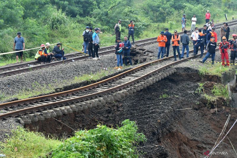 Hari Ini, Kereta Api Pangrango Kembali Operasi