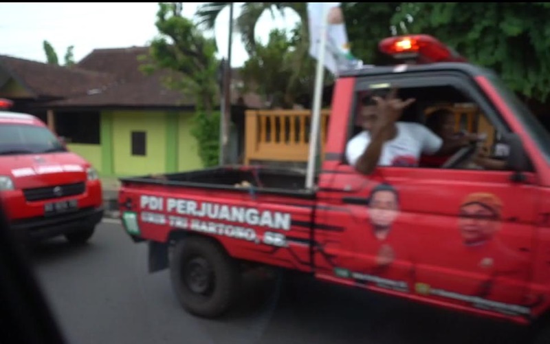 Mobil Branding PDIP yang kawal Sandiaga Uno di Wonogiri