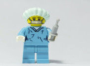 LEGO Produksi 13.000 APD Wajah untuk Melindungi Petugas Medis