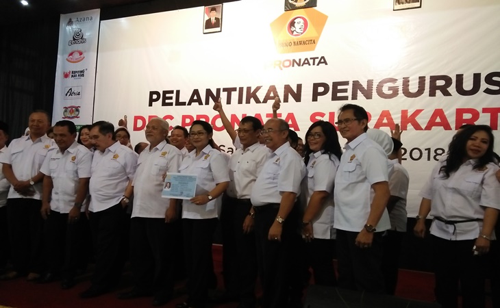 Antasari Azhar bersama para pengurus DPC Pronata Solo