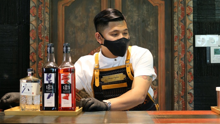 Darren Defretes, Bartender 'Murni' di ICiGSC