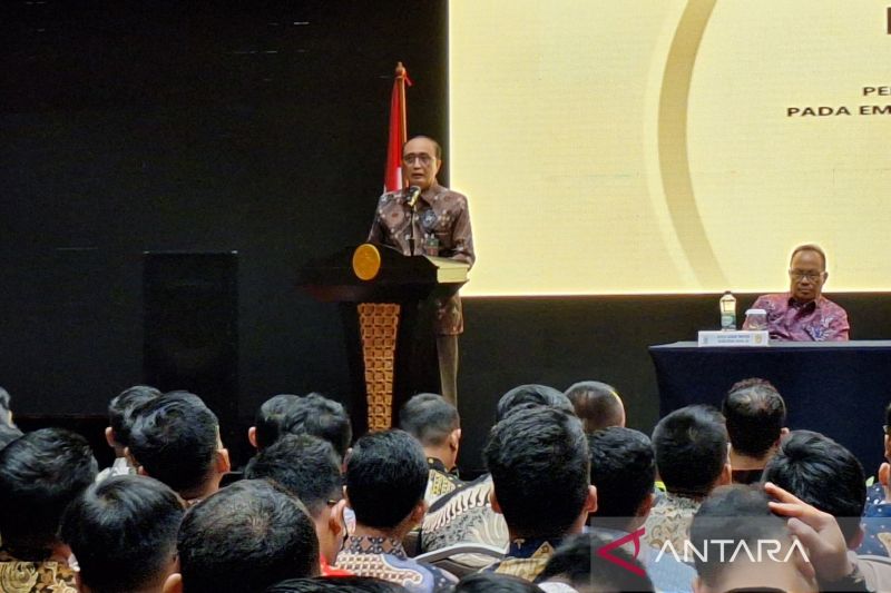 Ketua MA Ingatkan Hakim Anyar Tidak Bawa Oleh-Oleh Ketuk Pintu Pimpinan, Diminta Ketuk Pintu Langit
