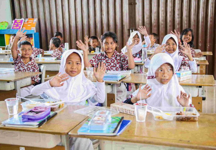 KKP Ngotot Susu Ikan Masuk Program Makanan Bergizi