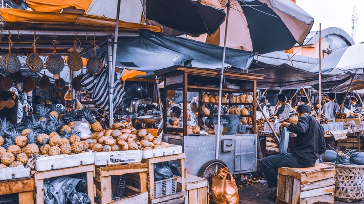 Ketika Bisa Bahasa Daerah jadi Jurus dapat Potongan Harga
