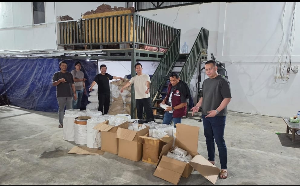 Polres Jakbar Bongkar Laboratorium Narkoba di Semarang, Produksi 1,1 Juta Pil Karisoprodol