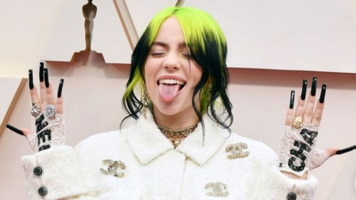 Billie Eilish Bocorkan 16 Lagu untuk Album Terbarunya