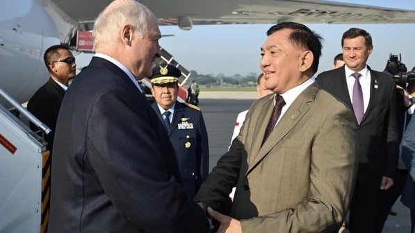 Presiden Belarus Alexander Lukashenko Tiba di Jakarta, Bertemu Prabowo Besok