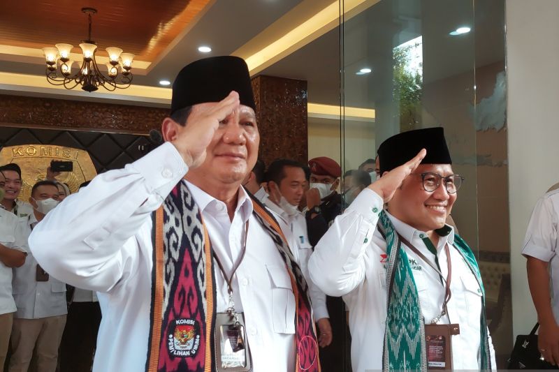 Peluang Menang Tinggi Jadi Alasan Prabowo Tolak Dampingi Ganjar