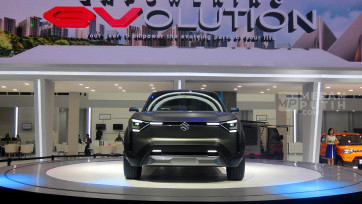 Mobil Listrik Suzuki eVX Concept Mejeng di Ajang Otomotif GIIAS 2024