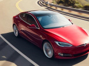 Sedan Sport Tesla Bertenaga 1100 DK Siap Meluncur Pada 2021