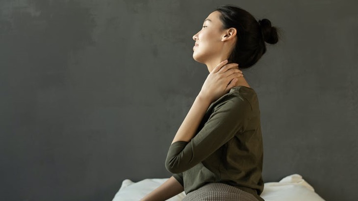 Waspada, Leher Kaku Bisa Jadi Penyakit Serius