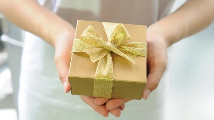Memberi Hadiah Tahun Baru Bermanfaat Bagi Kesehatan, Simak Penjelasannya