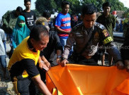 Pengendara Sepeda Motor Tewas Dihantam Kereta Api