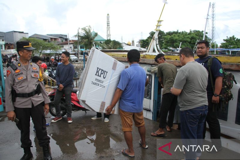 100 TPS di Kalbar Tidak Miliki Pasokan Listrik