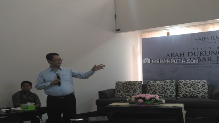 Pilgub Jabar Hadirkan Persaingan Sengit Ridwan Kamil vs Deddy Mizwar
