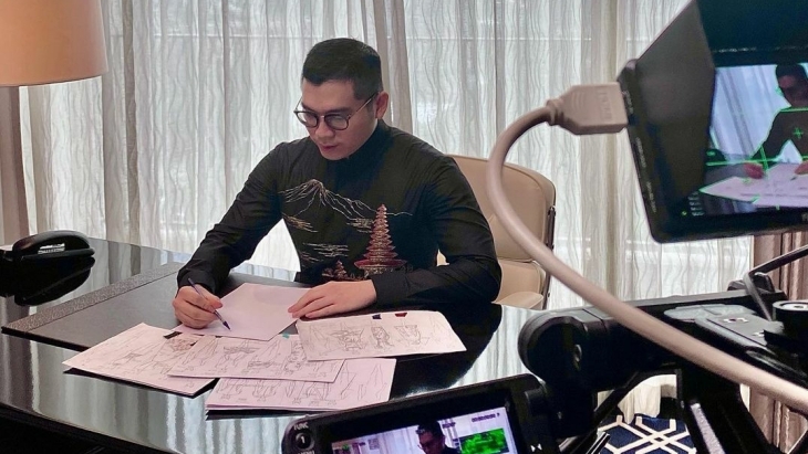 Potret Indonesia dalam Koleksi Albert Yanuar di Panggung JFW 2021