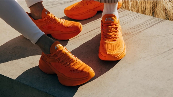 McLaren X APL Jual Sepatu Seharga Rp 6,7 juta