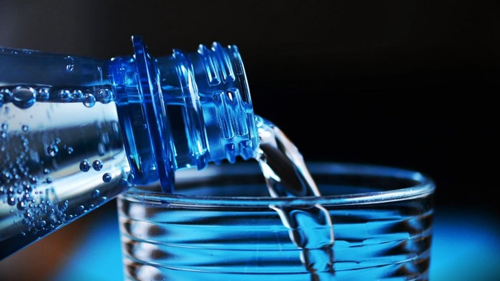 'Sparkling Water' Berbahaya untuk Tubuh? Ini Penjelasannya