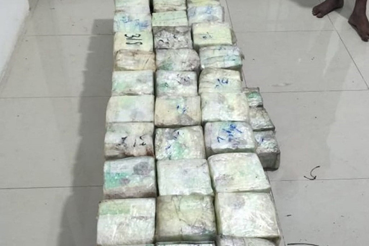 Barang bukti narkoba jenis sabu-sabu dengan berat 218,8 kilogram dari sindikat narkotika di Pulau Brueh, Aceh Besar. ANTARA/HO/Humas Kanwil DJBC Aceh