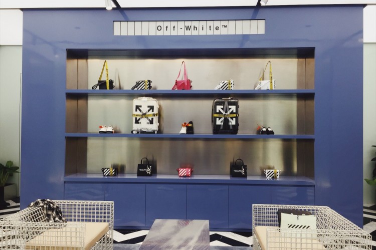 Gerai Off-White di Plaza Indonesia