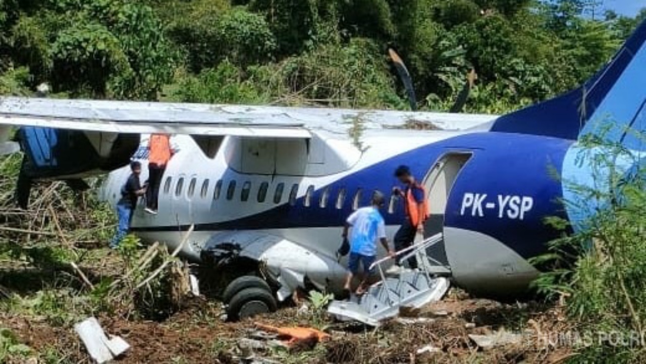 Polisi Cari Pemicu Pesawat Trigana Air Tergelincir di Bandara Yapen Papua