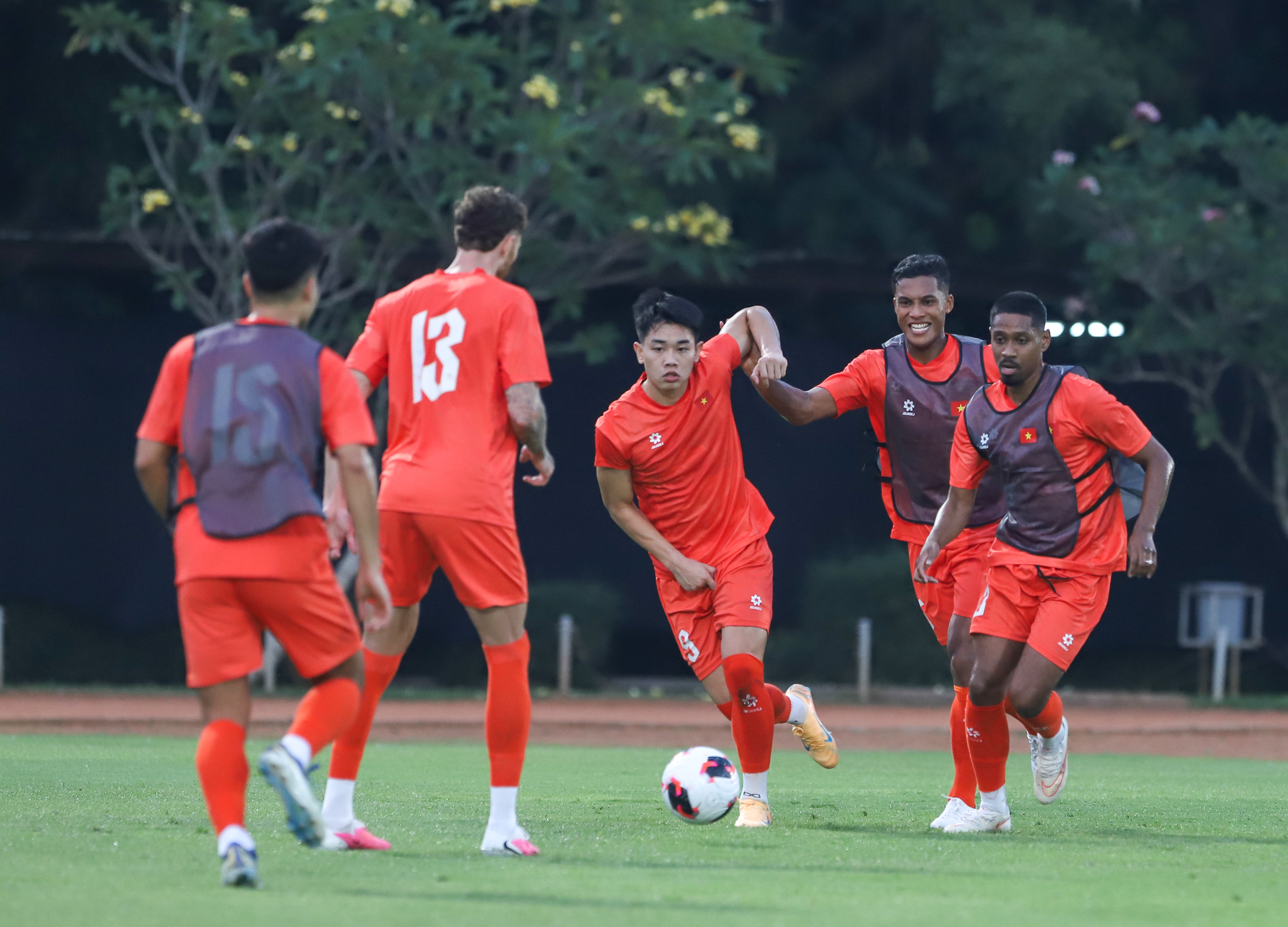 Bandung Bikin Nyaman, Timnas Vietnam Siap Menggila di Laga Perdana FIFA ASEAN Cup 2026