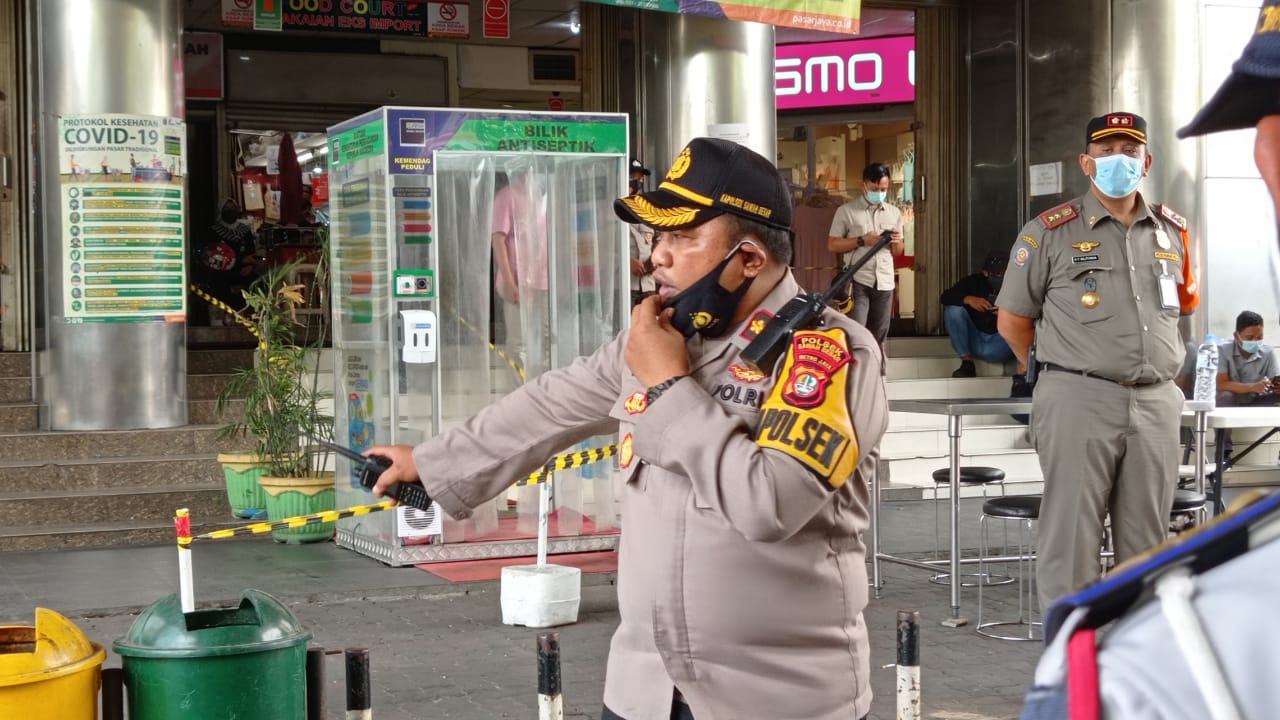 Operasi Yustisi di Jalan Samanhudi, Sawah Besar berhasil menindak 21 orang yang bandel karena tak patuh protokol kesehatan.