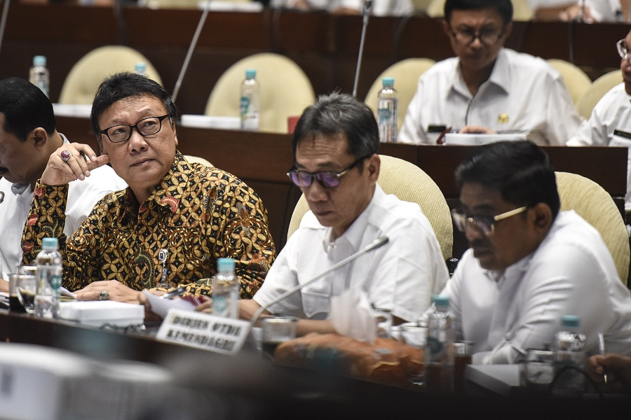 Kemendagri Selidiki Kasus PNS Ciuman Massal di Nias Selatan