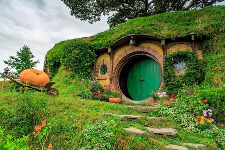 Trivia 3 _ Berkunjung ke rumah Hobbit di Hobbiton (Foto_ Pixabay_Ricardo_helass)