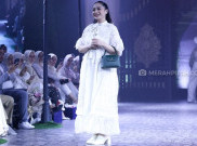 12 Tahun Berkarya, Ayu Dyah Andari Rilis Koleksi Rose and Beyond