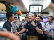 Pastikan Mudik Lebaran Lancar, Menteri AHY Tinjau Stasiun Pasar Senen