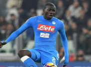 Telikung Manchester United, Real Madrid Siap Bajak Koulibaly