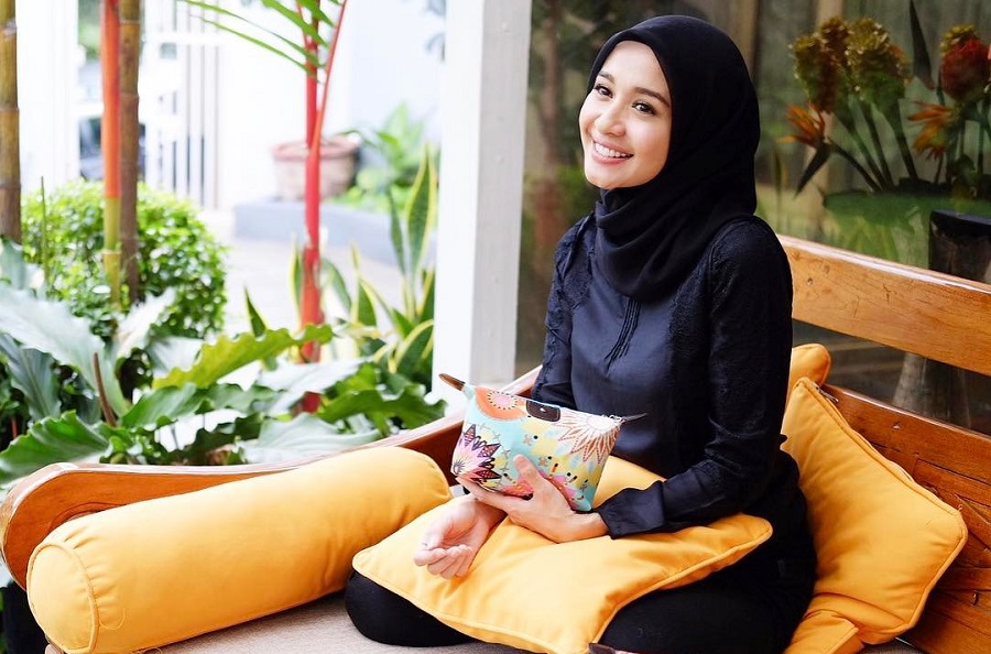 Super Pangling, 7 Selebritis Ini Memilih untuk Berhijab