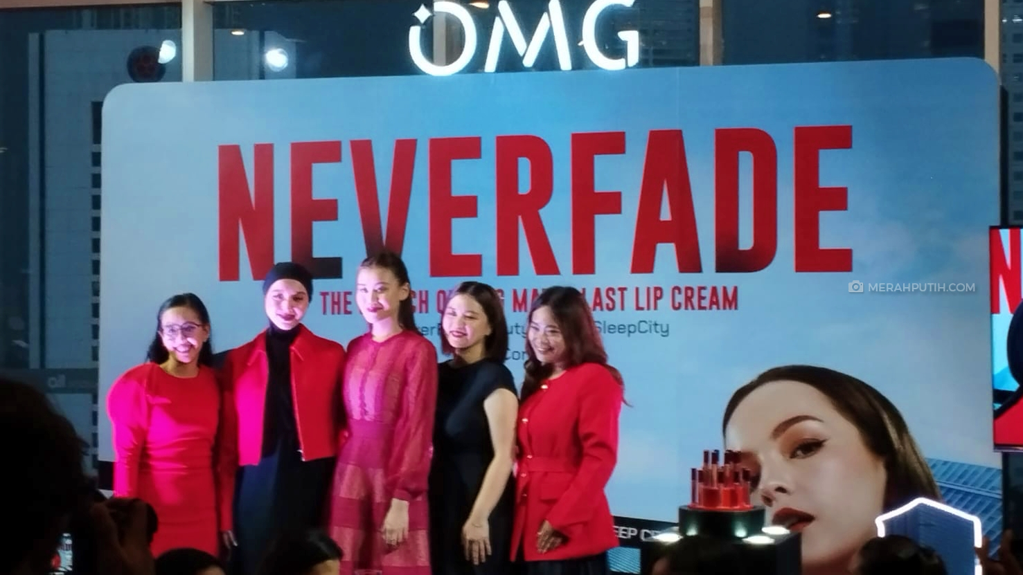 Girlboss, Tampil Lebih Trendi dengan 'OMG Matte Last Lip Cream'