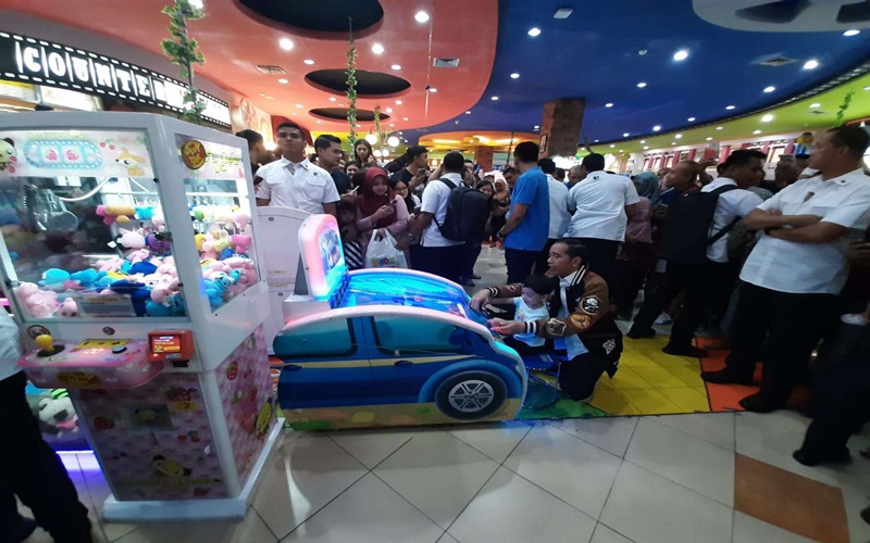 Presiden Jokowi saat berlibur ke Solo