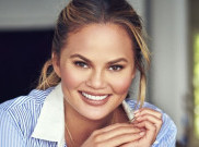 Setelah Satu Dekade, Chrissy Teigen Hapus Akun Twitter-nya