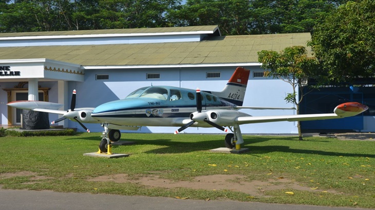 Pesawat IL-14 Avia TNI AU