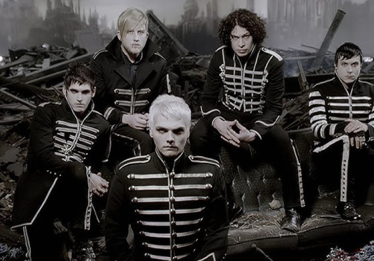 My Chemical Romance Beri Penghormatan Terakhir untuk Bob Bryar