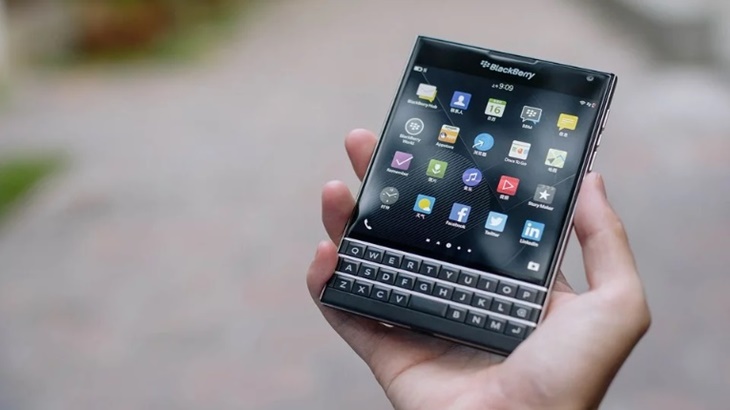 TCL tak akan Lagi Jual BlackBerry? 
